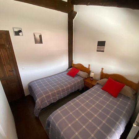 Adrados Mar De Pinos En Las Hoces Del Rio Duraton 외부 사진